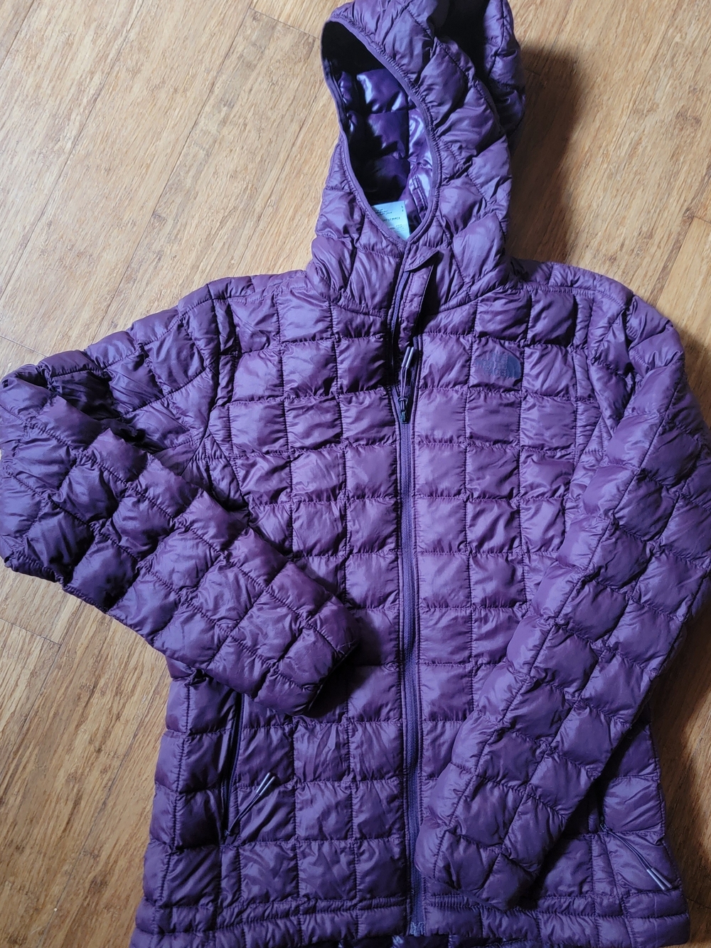 North Face Thermo Ball Jacket With Hood Purple Size Small Womens